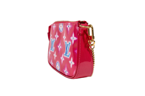 Louis Vuitton Fuschia Vernis Valentine Monogram Mini Pochette Handbag