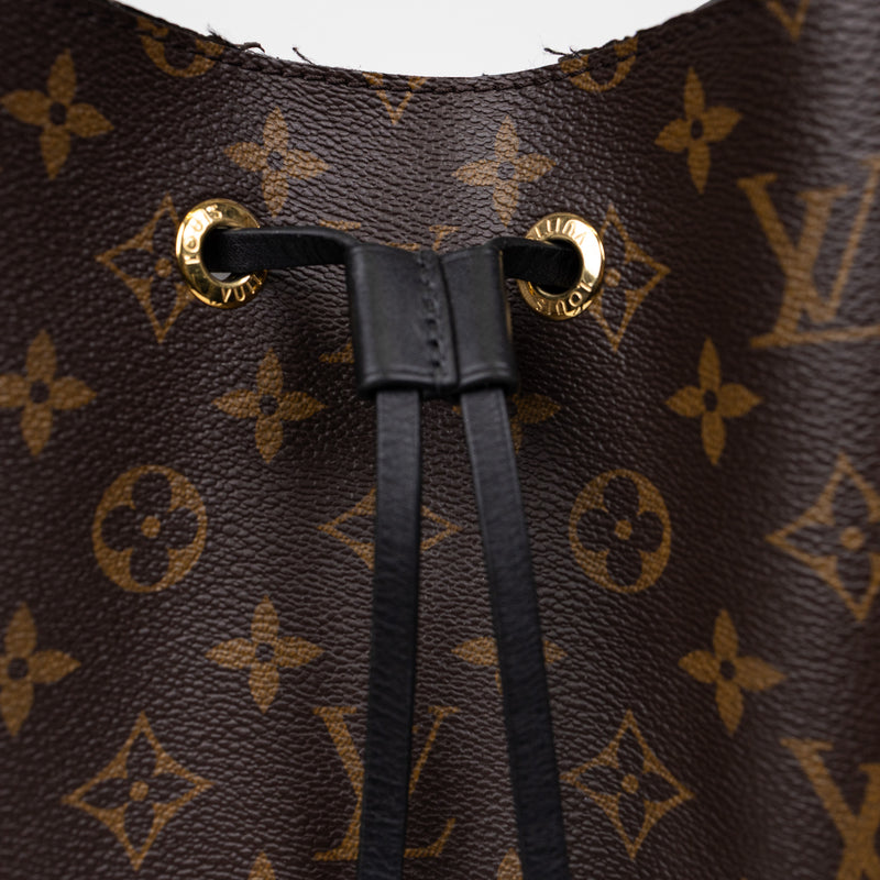 Louis Vuitton NeoNoé MM Monogram Canvas Bag with Black Trim