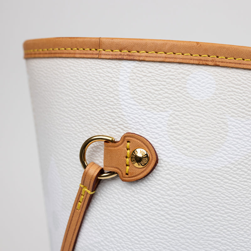 Louis Vuitton Neverfull MM Pool Collection – Blue/White Gradient Giant Monogram