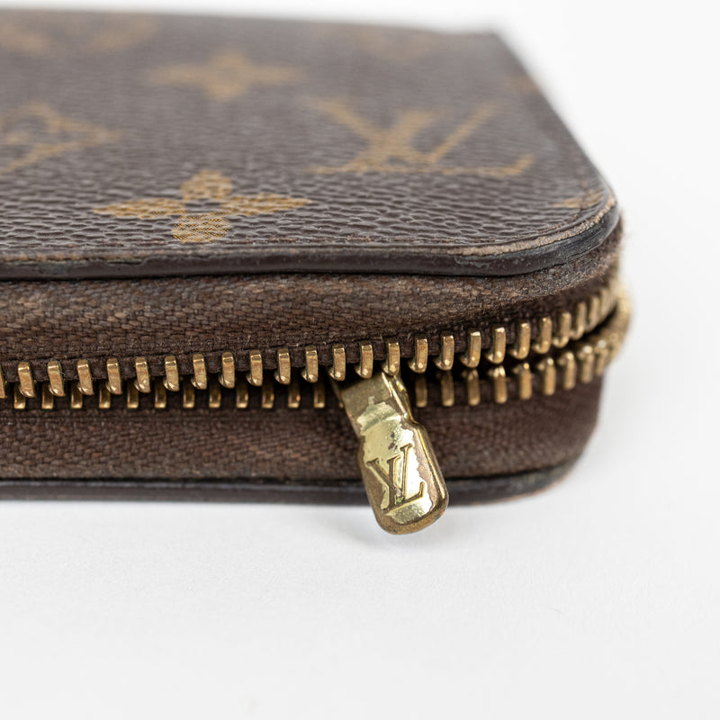Louis Vuitton Brown Monogram Zippy Wallet