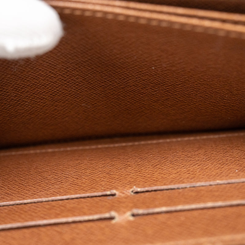 Louis Vuitton Brown Monogram Zippy Wallet