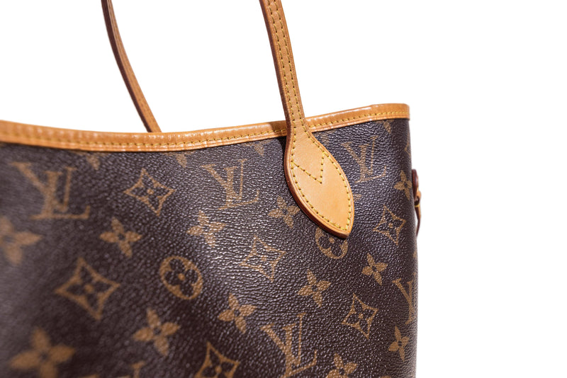 Louis Vuitton Brown Monogram Neverfull Tote Bag MM