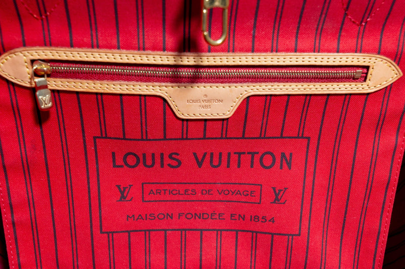 Louis Vuitton Brown Monogram Neverfull Tote Bag MM
