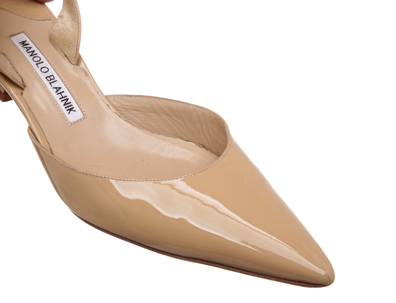 Manolo Blahnik Beige Patent Leather Carolyn Slingback Sandals Size 39