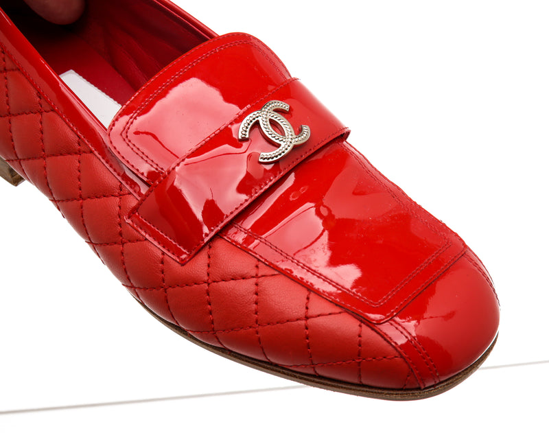 Chanel Red Patent Leather Flats Size 37