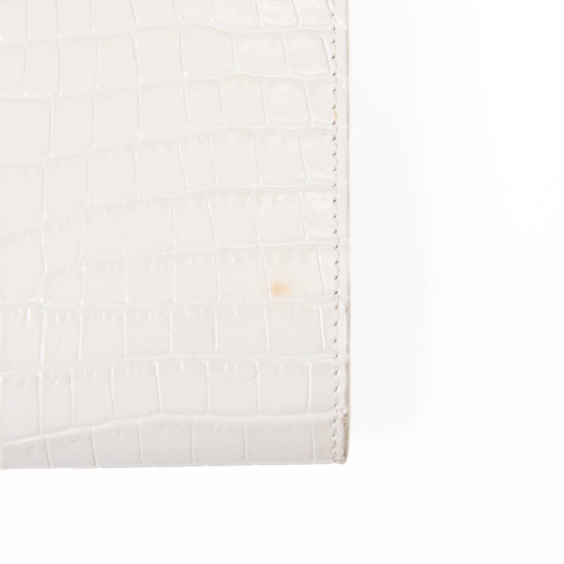 Saint Laurent White Shiny Calfskin Crocodile Embossed Monogram Uptown Compact Wallet