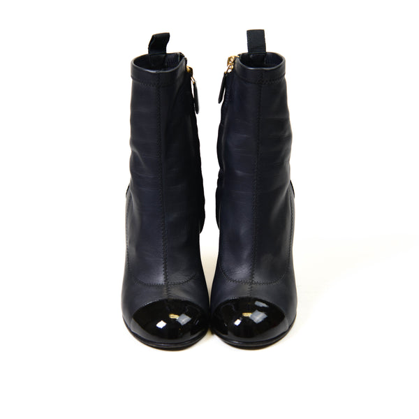 Chanel Black Leather  Patent CC Logo Captoe Chain Heel Boots Size 35