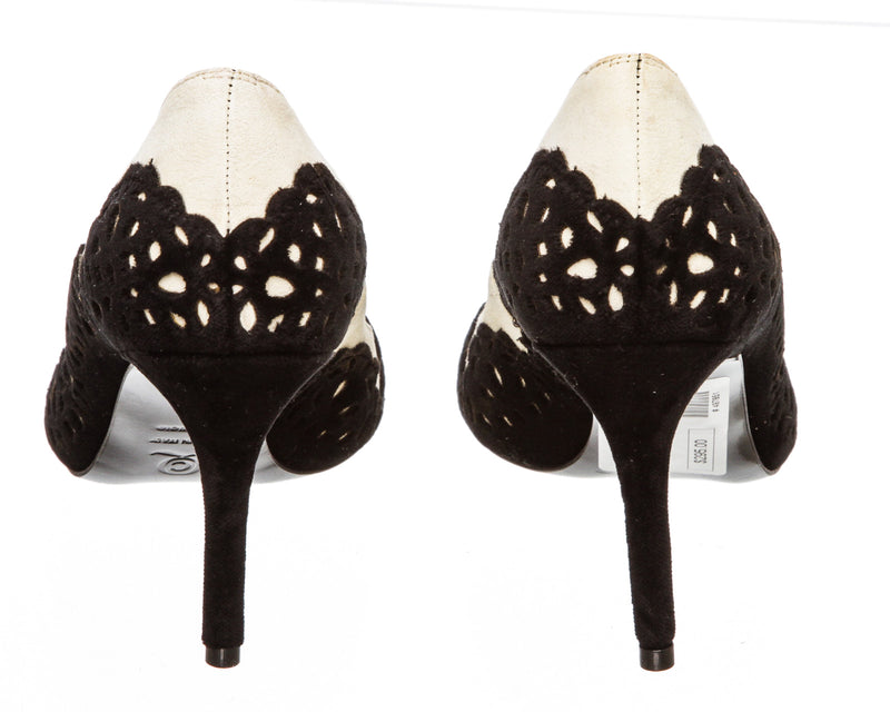 Alexander McQueen White and Black Suede Pump (Size 36)