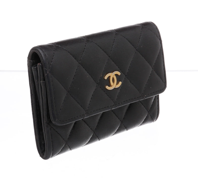 Chanel Black Quilted Lambskin Leather Flap CC Card Holder GHW