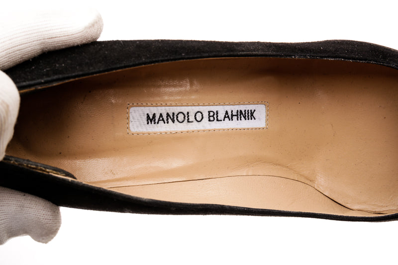 Manolo Blahnik Black Suede Pumps Size 37